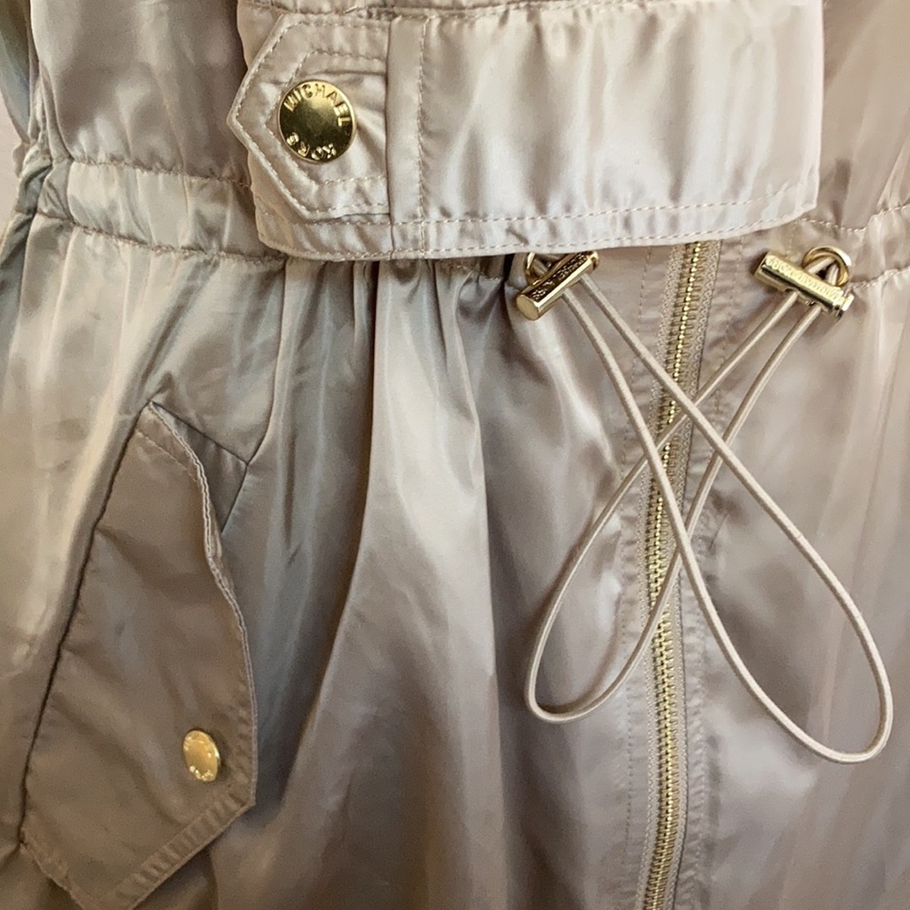 Michael Kors - Picture 3 of 5